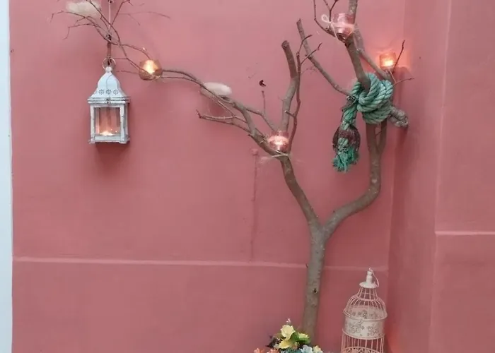 Floras House Apartment